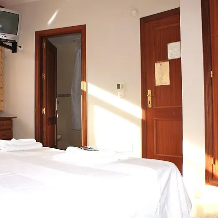 Carlos 2 Guest house
